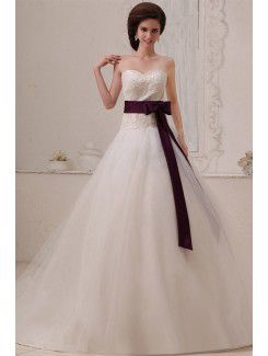 Tulle Sweetheart Chapel Train A-Line Wedding Dress with Embroidered