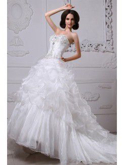 Tulle and satin Sweetheart Cathedral Train Ball Gown Wedding Dress