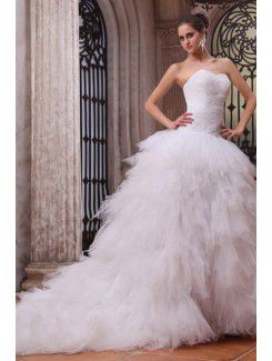Tulle Sweetheart Chapel Train Ball Gown Wedding Dress