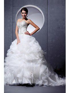 Organza Sweetheart Chapel Train Ball Gown Wedding Dress with Beading and Ruffle