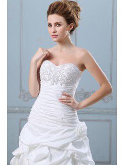 Taffeta and Lace Sweetheart Chapel Train A-line Wedding Dress with Embroidered