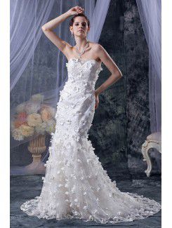 Lace Sweetheart Chapel Train Mermaid Wedding Dress