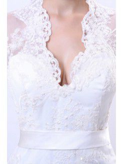 Lace V-Neckline Court Train Sheath Wedding Dress with Cap-Sleeves
