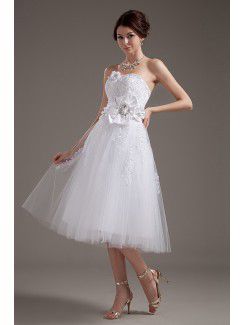 Tulle Strapless Knee-Length A-Line Wedding Dress