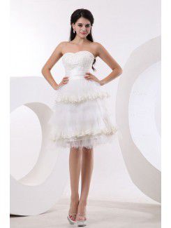 Kochanie koronki do kolan-line suknia ślubna z haftowane