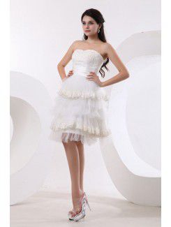 Tulle Sweetheart Knee-Length A-line Wedding Dress with Embroidered