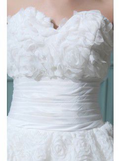 Organza Sweetheart Knee-length Ball Gown Wedding Dress