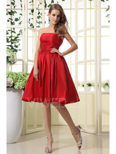 Taffeta Strapless Knee-Length A-line Bridesmaid Dress with Ruffle