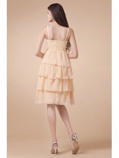 Chiffon Spaghetti Straps Knee-Length Column Bridesmaid Dress with Hand-made Flower