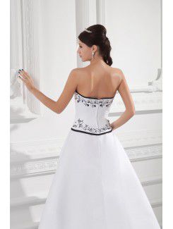 Satin Sweetheart A-line Sweep Train Embroidered Wedding Dress