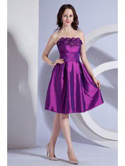 Taffeta Strapless Knee-length A-line Bridesmaid Dress