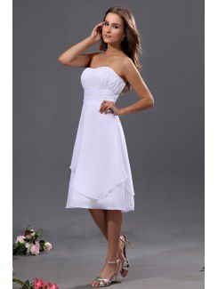 Chiffon Sweetheart Knee-Length A-line Bridesmaid Dress with Pleat