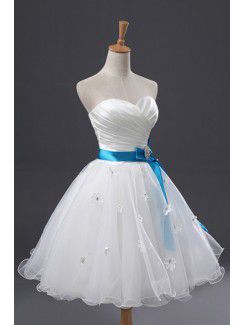 Tulle Strapless Short Ball Gown Wedding Dress with Handmade Flowers