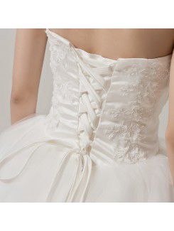 Satin Sweetheart Chapel Train Ball Gown Wedding Dress with Embroidered