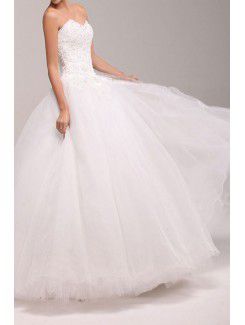 Net Sweetheart Floor Length Ball Gown Wedding Dress with Pearls