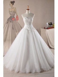 Organza Sweetheart Sweep Train Ball Gown Wedding Dress with Beading