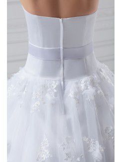 Organza and Satin Scoop Floor Length A-line Embroidered Wedding Dress