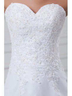 Net Sweetheart Chapel Train A-line Embroidered Wedding Dress