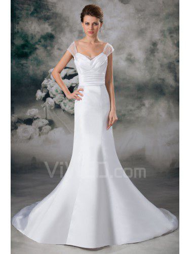 Satin portrait balayage train robe de mariée fourreau