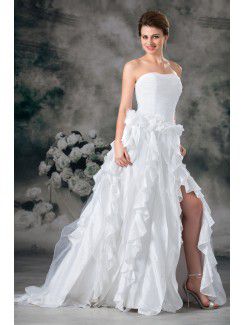 Taffeta Sweetheart Sweep Train A-line Wedding Dress