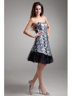 Lace Sweetheart Knee Length A-line Embroidered Cocktail Dress