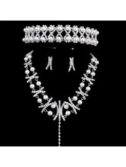 Nieuwe stijl parels en strass bruiloft sieraden set , inclusief ketting, oorbellen en tiara