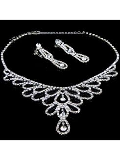 New Style Rhinestones Wedding Jewelry Set,Including Necklace,Earrings and Tiara