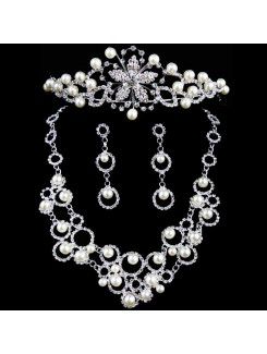 ネックレスイヤリング ヘッドピース 含む真珠 ラインストーン 結婚式 宝石類セット 持つ新しいスタイル 合金