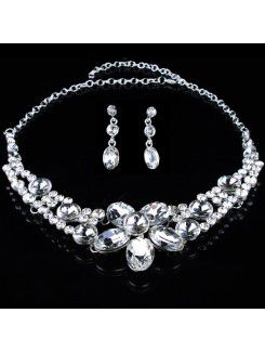 Luxurious Alloy with Rhinestones Wedding Jewelry Set,Including Necklace,Earrings and Tiara