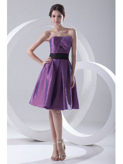 Taffeta Scoop A-line Knee-Length Sash Cocktail Dress