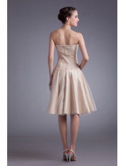Net Strapless Knee-Length Sheath Embroidered Cocktail Dress