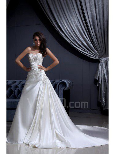 Charmeuse sweetheart cappella treno a-line abito da sposa con ricamo