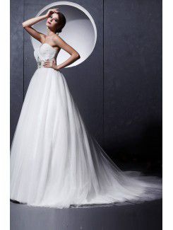 Tulle Sweetheart Chapel Train A-Line Wedding Dress with Embroidered and Rhinestones