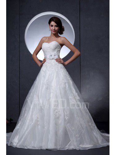 Taffeta Sweetheart Chapel Train A-Line Wedding Dress with Flowers and Embroidered