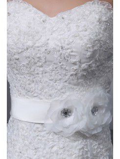 Taffeta Sweetheart Chapel Train A-Line Wedding Dress with Flowers and Embroidered