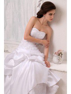 Lace Charmeuse Sweetheart Chapel Train A-Line Wedding Dress