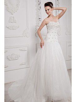 Tulle Sweetheart Chapel Train Ball Gown Wedding Dress with Sequins