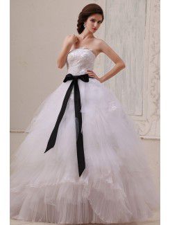 Gauze Strapless Floor Length Ball Gown Wedding Dress with Sash and Embroidered