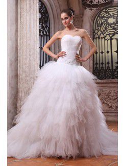 Tulle Sweetheart Chapel Train Ball Gown Wedding Dress