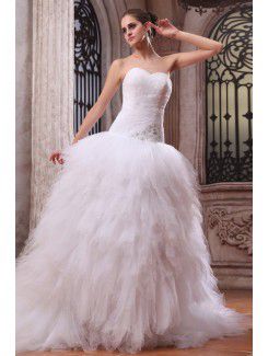 Tulle Sweetheart Chapel Train Ball Gown Wedding Dress