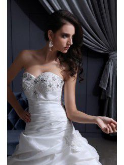 Taffeta Sweetheart Cathedral Train Ball Gown Wedding Dress