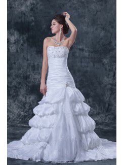 Taffetas et le satin train chapelle bretelles robe de mariée a-ligne