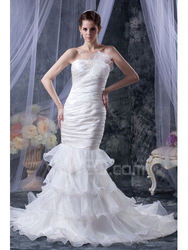 Organza strapless rechter trein zeemeermin trouwjurk met ruches handgemaakte bloem