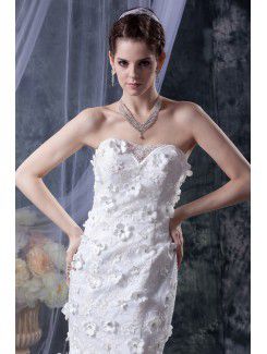 Lace Sweetheart Chapel Train Mermaid Wedding Dress