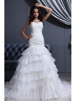 Organza sweetheart cappella treno abito da sposa sirena con ricami e volant