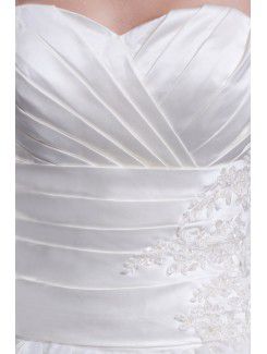 Organza Sweetheart Sweep Train Ball Gown Wedding Dress