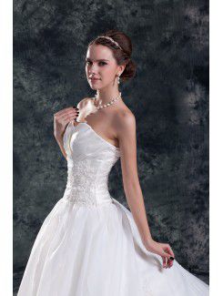 Organza Sweetheart Sweep Train Ball Gown Wedding Dress