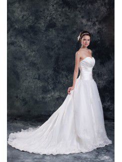 Organza Sweetheart Sweep Train Ball Gown Wedding Dress