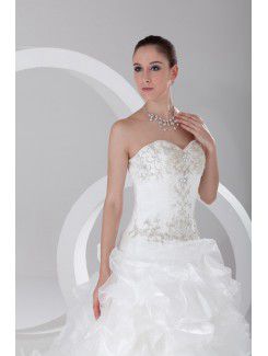 Organza Sweetheart Floor Length Ball Gown Embroidered Wedding Dress