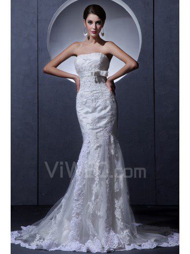 Tulle Strapless Court Train Mermaid Wedding Dress with Embroidered